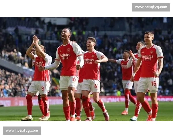 利物浦与阿森纳巅峰对决英超争冠走势成关键战役解析焦点之夜前瞻