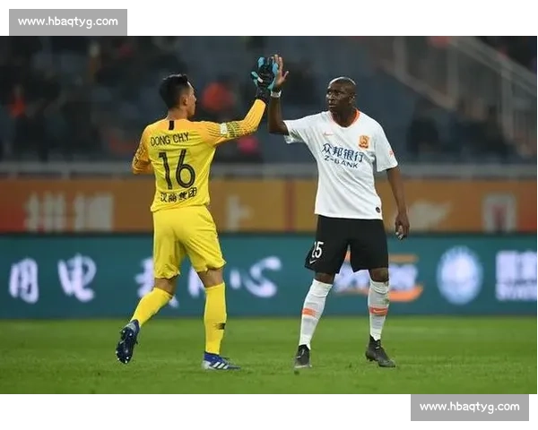 天津对阵富力焦点战解析球队状态与战术看点前瞻赛季走势与关键球员表现预测